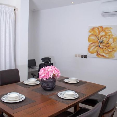 Luxury Suites Chester One Дакар Экстерьер фото