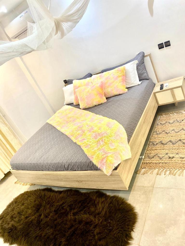 Luxury Suites Chester One Дакар Экстерьер фото